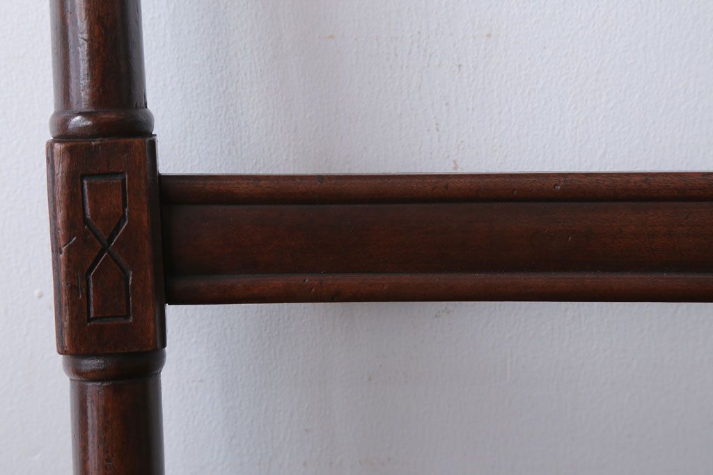 アンティーク家具　和製アンティーク　大正ロマンスタイルの上質なチェア