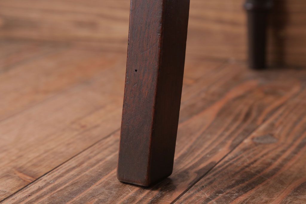 アンティーク家具　和製アンティーク　大正ロマンスタイルの上質なチェア