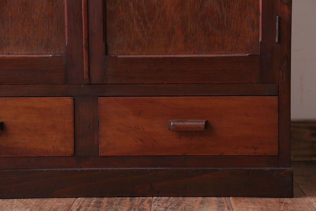 アンティーク家具　和製アンティーク　気泡ガラス入り!古い木製のブックケース(本箱)