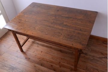 アンティーク家具　和製アンティーク　古い木の素朴なダイニングテーブル