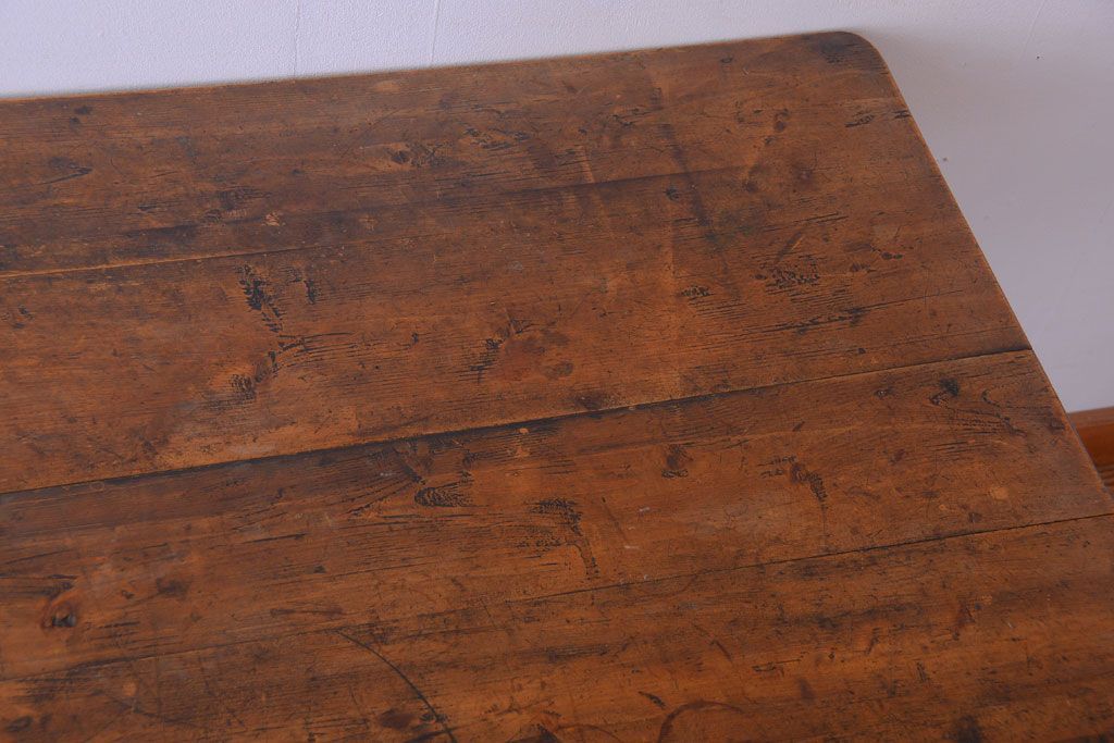 アンティーク家具　和製アンティーク　古い木の素朴なダイニングテーブル