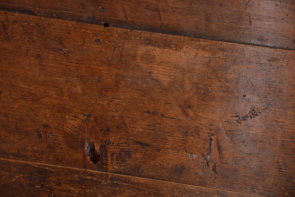 アンティーク家具　和製アンティーク　古い木の素朴なダイニングテーブル