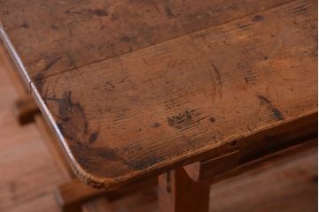 アンティーク家具　和製アンティーク　古い木の素朴なダイニングテーブル