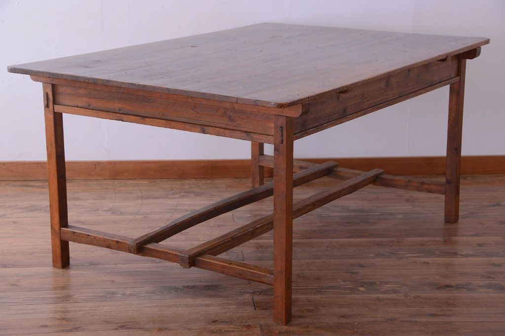 アンティーク家具　和製アンティーク　古い木の素朴なダイニングテーブル