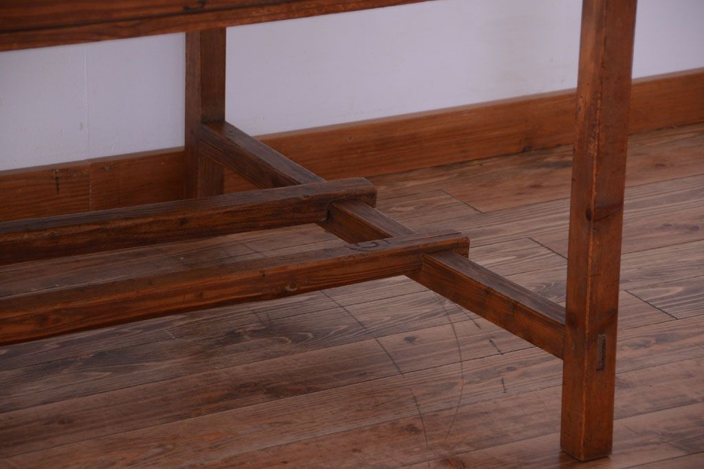 アンティーク家具　和製アンティーク　古い木の素朴なダイニングテーブル