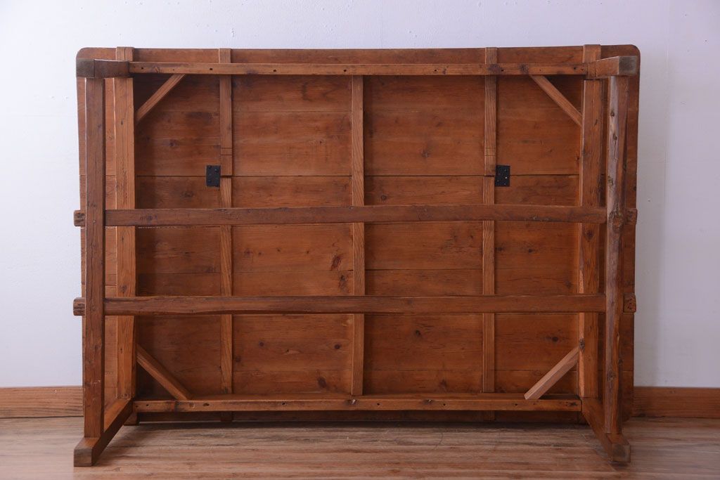 アンティーク家具　和製アンティーク　古い木の素朴なダイニングテーブル