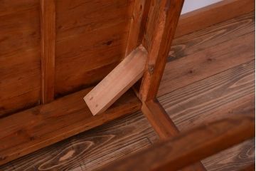 アンティーク家具　和製アンティーク　古い木の素朴なダイニングテーブル