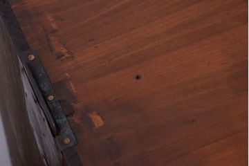 アンティーク家具　和製アンティーク　桐材製!鉄脚付き衣装箪笥ローボード