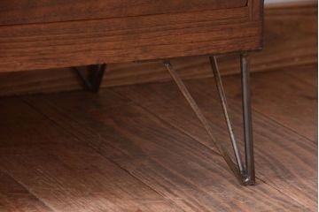 アンティーク家具　和製アンティーク　桐材製!鉄脚付き衣装箪笥ローボード