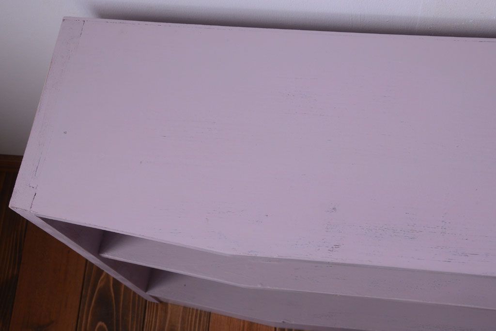アンティーク家具　アンティークペイント　変わり型!かわいい飾り棚