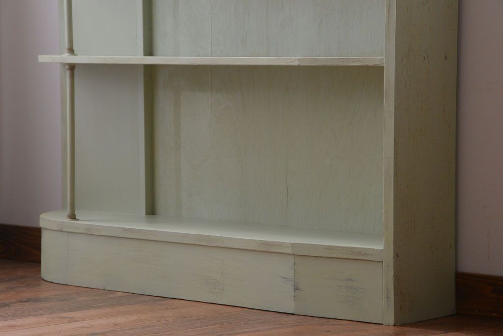 アンティーク家具　アンティークペイント　変わり型!爽やかな飾り棚