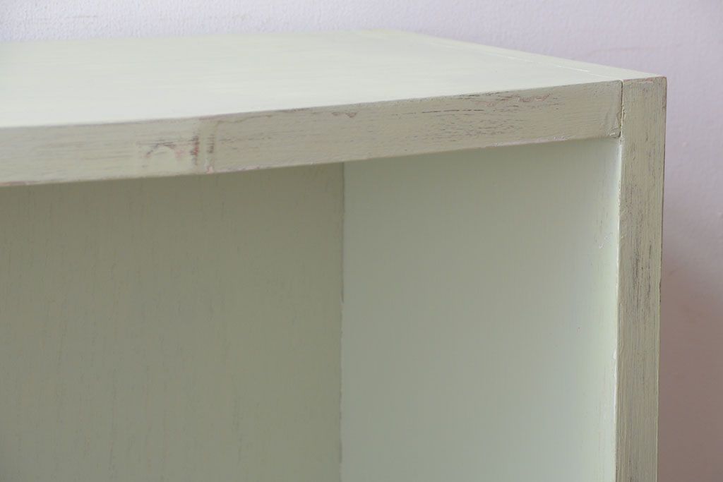 アンティーク家具　アンティークペイント　変わり型!爽やかな飾り棚