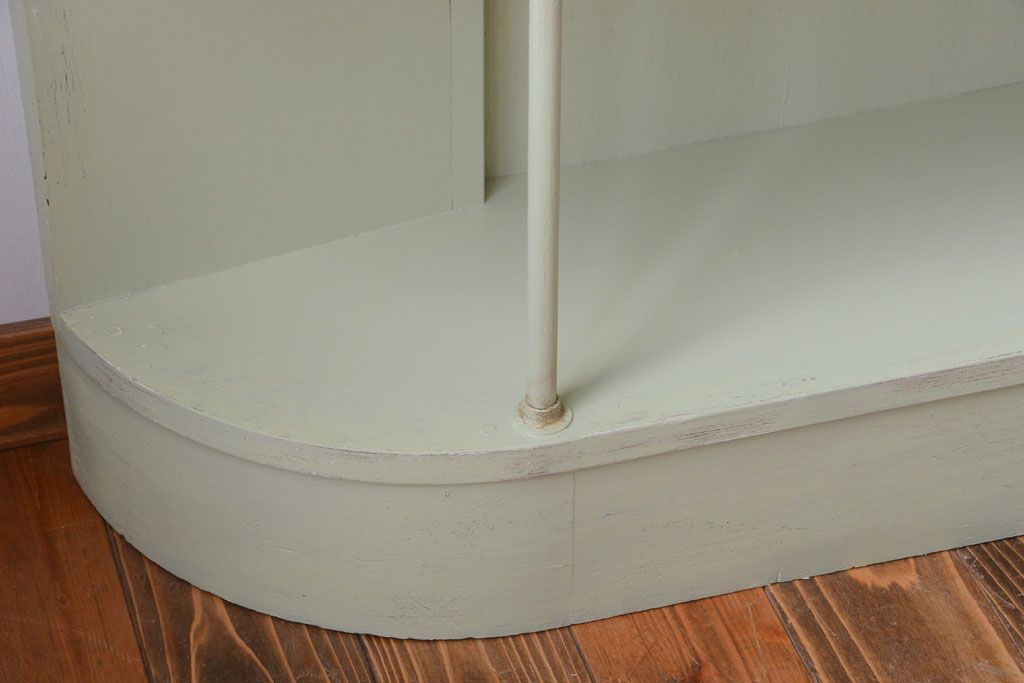 アンティーク家具　アンティークペイント　変わり型!爽やかな飾り棚