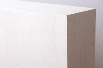 アンティーク家具　アンティークペイント　変わり型!清潔感のある飾り棚