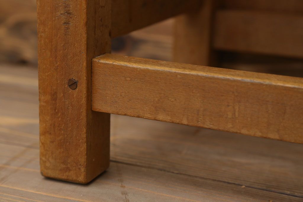 レトロ家具　昭和レトロ　古い学校の木製角スツール(3)