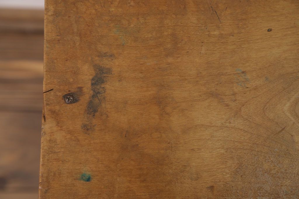 ヴィンテージ家具　ビンテージ　古い木のレトロな角スツール(3)