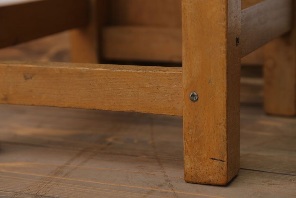 ヴィンテージ家具　ビンテージ　古い木のレトロな角スツール(3)