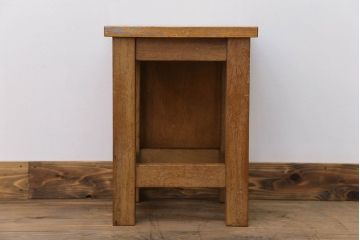 レトロ家具　昭和レトロ　古い学校の小さな木製角スツール(2)