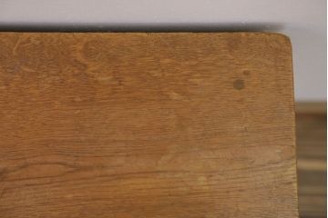 レトロ家具　昭和レトロ　古い学校の小さな木製角スツール(2)