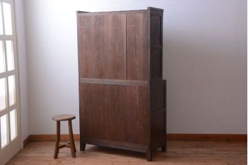 レトロ家具　昭和レトロ　ダイヤガラスがかわいい和製アンティーク食器棚(カップボード)