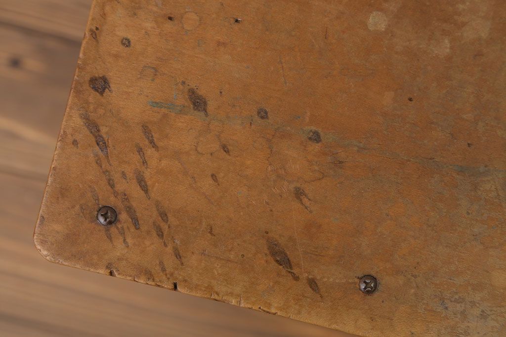 ヴィンテージ家具　ビンテージ　古い木のレトロな角スツール2脚セット