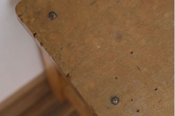 ヴィンテージ家具　ビンテージ　古い木のレトロな角スツール2脚セット