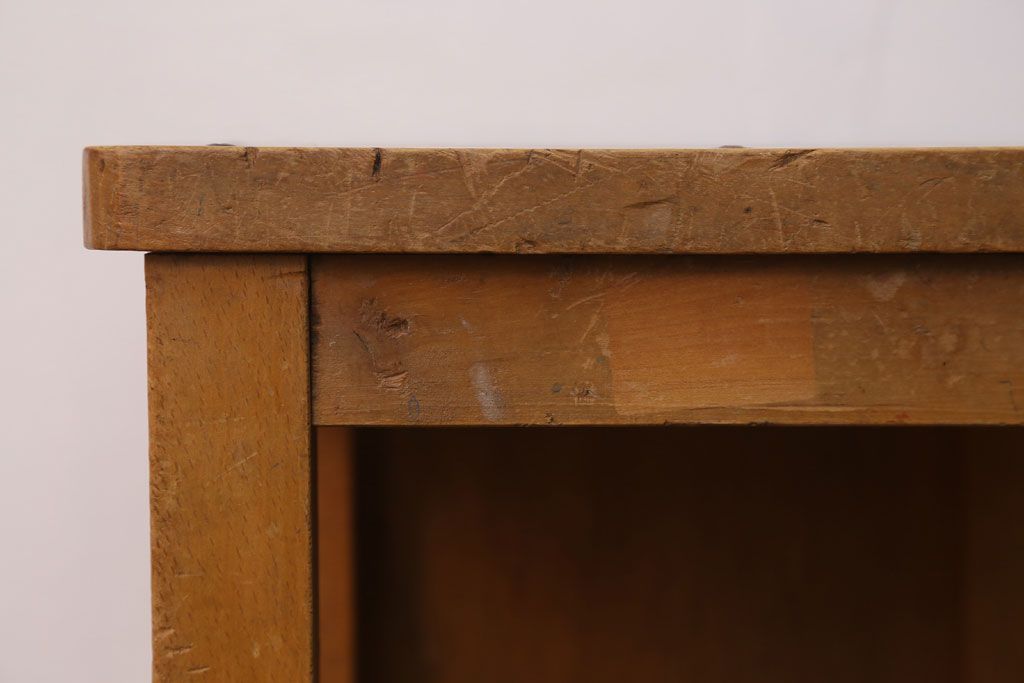 ヴィンテージ家具　ビンテージ　古い木のレトロな角スツール2脚セット