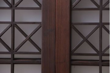 和製アンティーク　組子が上品な古い木のガラス戸2枚セット(窓)