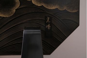 アンティーク雑貨　高級品　輪島塗沈金作家川端光峰作　鶴沈金蒔絵衝立(定価約200万円)