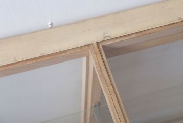 ヴィンテージ家具　昭和レトロ　鉄脚付きビンテージガラスケース(ショーケース)