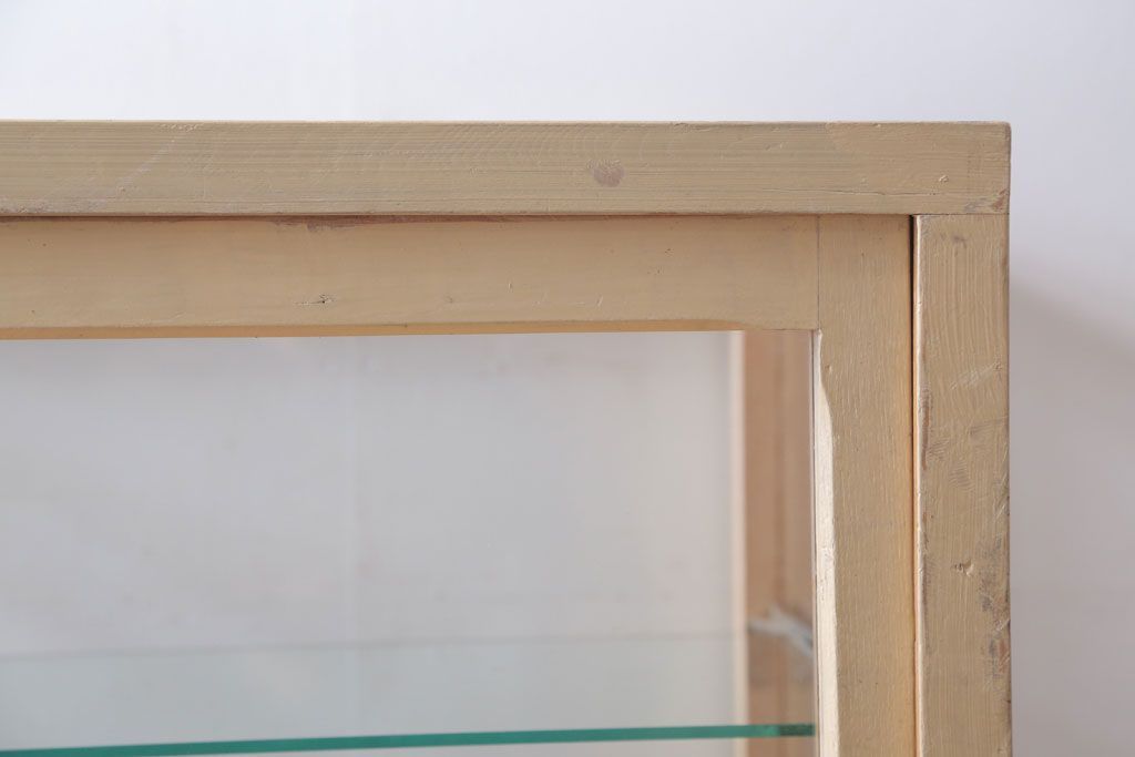 ヴィンテージ家具　昭和レトロ　鉄脚付きビンテージガラスケース(ショーケース)