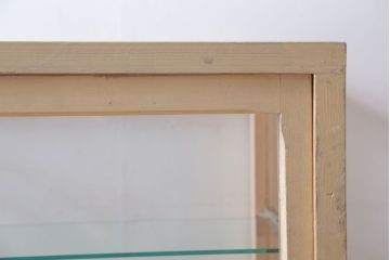 ヴィンテージ家具　昭和レトロ　鉄脚付きビンテージガラスケース(ショーケース)