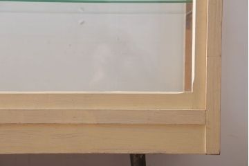 ヴィンテージ家具　昭和レトロ　鉄脚付きビンテージガラスケース(ショーケース)