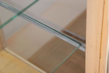 ヴィンテージ家具　昭和レトロ　鉄脚付きビンテージガラスケース(ショーケース)