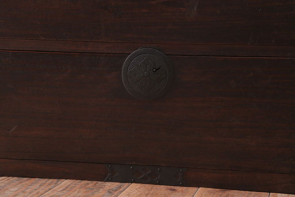 アンティーク家具　古民具・骨董　シンプルなアンティーク時代箪笥テレビボード(ローボード)(1)