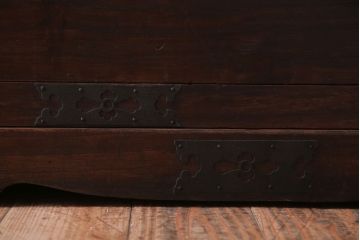 アンティーク家具　古民具・骨董　シンプルなアンティーク時代箪笥テレビボード(ローボード)(2)