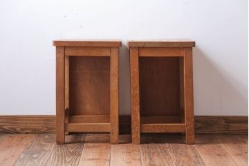 ヴィンテージ家具　ビンテージ　古い木のレトロな角スツール2脚セット(2)