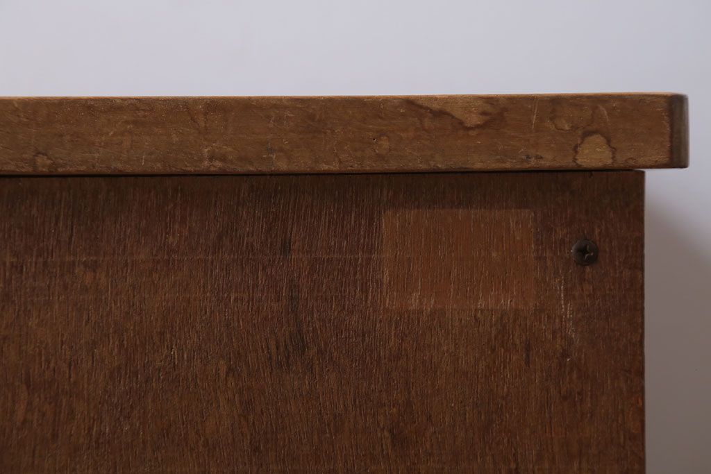 ヴィンテージ家具　ビンテージ　古い木のレトロな角スツール2脚セット(2)