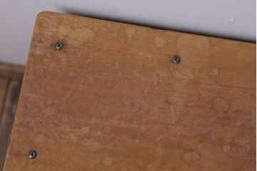 ヴィンテージ家具　ビンテージ　古い木のレトロな角スツール2脚セット(3)