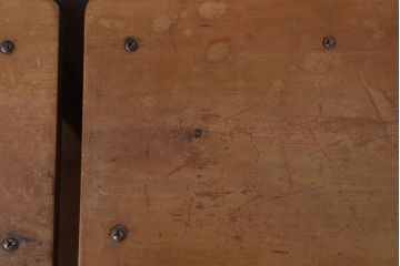 ヴィンテージ家具　ビンテージ　古い木のレトロな角スツール2脚セット(3)