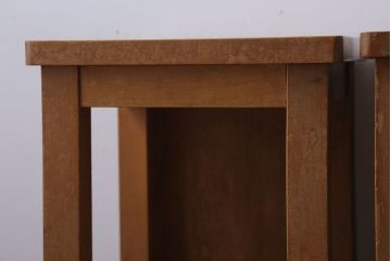 ヴィンテージ家具　ビンテージ　古い木のレトロな角スツール2脚セット(3)