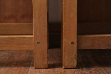 ヴィンテージ家具　ビンテージ　古い木のレトロな角スツール2脚セット(3)