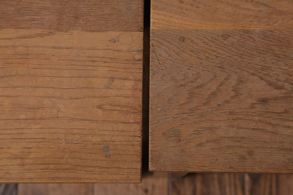 レトロ家具　昭和レトロ　古い学校の木製アンティーク角スツール2脚セット(1)