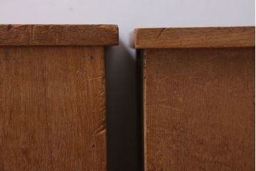 レトロ家具　昭和レトロ　古い学校の木製アンティーク角スツール2脚セット(1)