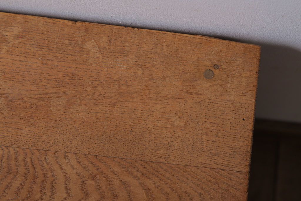 レトロ家具　昭和レトロ　古い学校の木製アンティーク角スツール2脚セット(2)