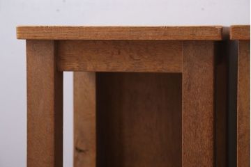 レトロ家具　昭和レトロ　古い学校の木製アンティーク角スツール2脚セット(2)