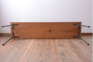 アンティーク家具　アンティーク　天板一枚板!横型鉄脚テーブル(1)