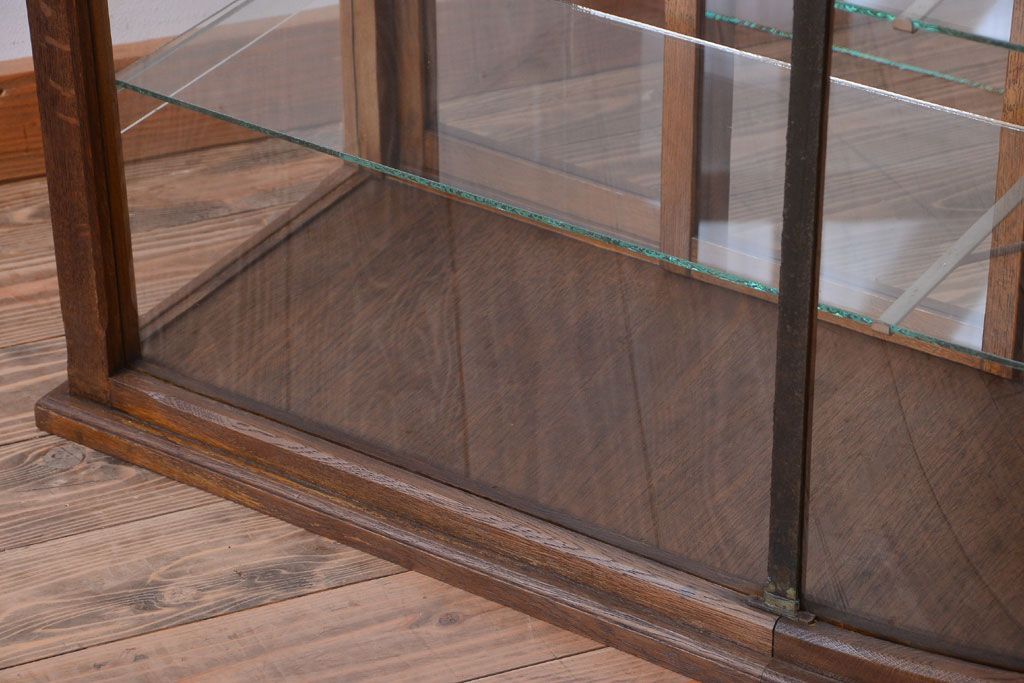 アンティーク家具　和製アンティーク　曲げガラスの古い木製ショーケース