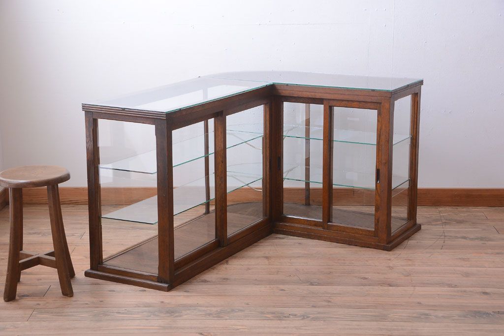 アンティーク家具　和製アンティーク　曲げガラスの古い木製ショーケース