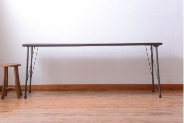 アンティーク家具　アンティーク　天板一枚板!シンプルな横型鉄脚テーブル(2)